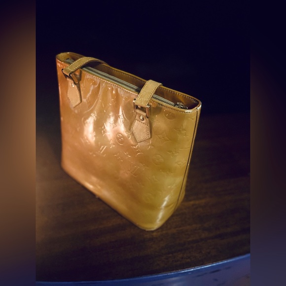 LOUIS VUITTON Monogram Vernis Houston - Picture 14 of 16